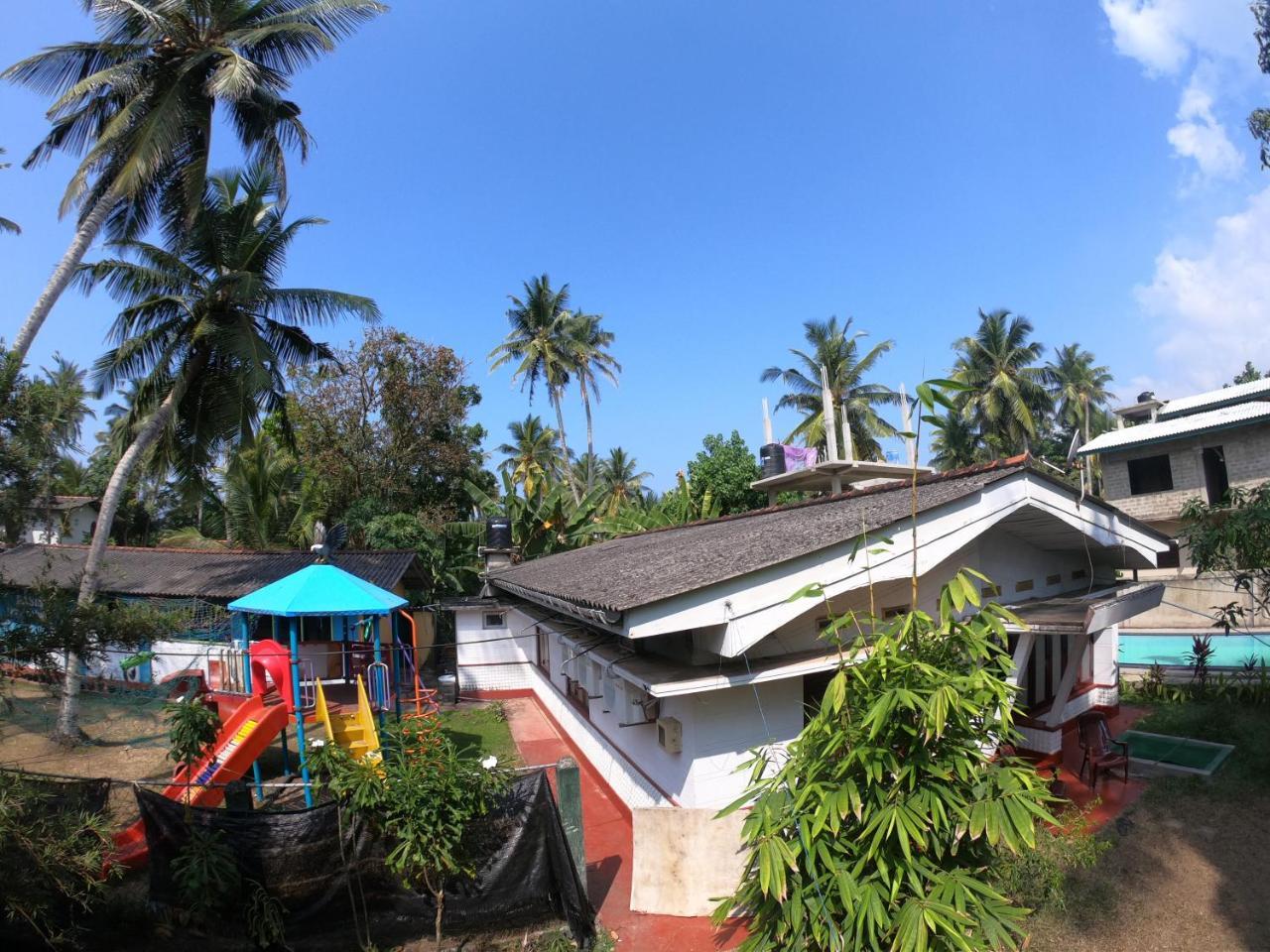 Shrinith'S Place - Dodanduwa Hikkaduwa Exterior foto